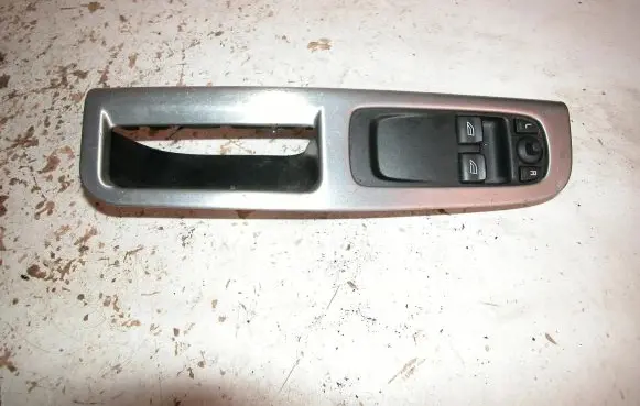 Volvo C30 Wing mirror switch