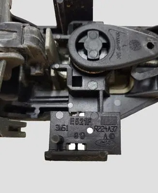 Ford C-MAX I Front door exterior handle 3M51R224A37