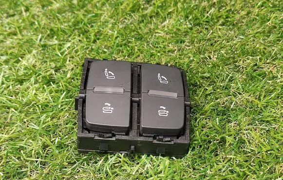 Audi Q7 4M Seat control switch 4M0959861B
