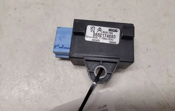Peugeot 407 Other relay 9652174680