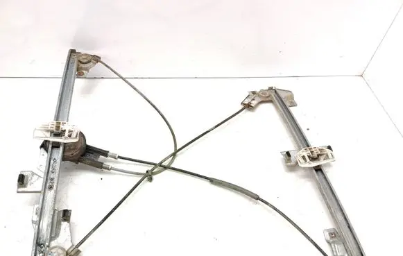 Citroen Berlingo Front door manual window regulator 