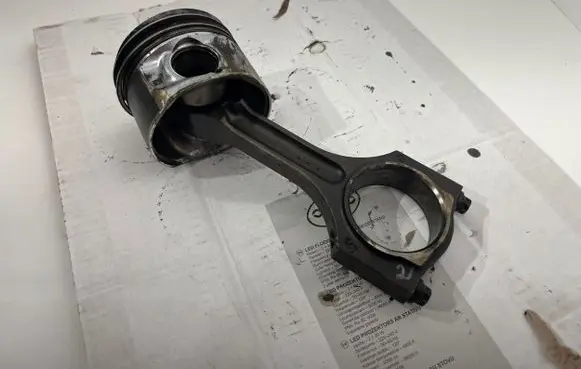BMW 3 F30 F35 F31 Piston with connecting rod 0843C