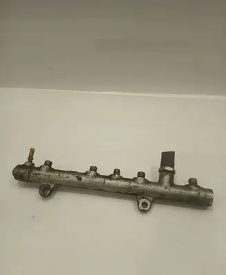 Renault Megane II Fuel main line pipe 8200396999