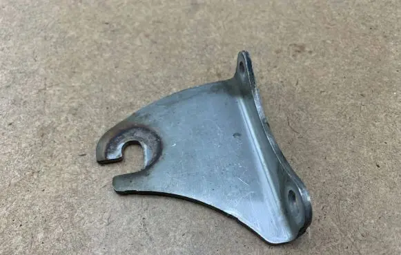 BMW X3 E83 Muffler mount bracket/holder 18207795984 7795984