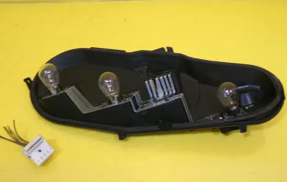 Peugeot 107 Tail light bulb cover holder 25688002