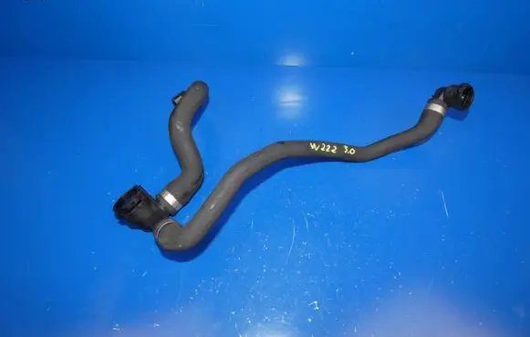 Engine coolant pipe/hose