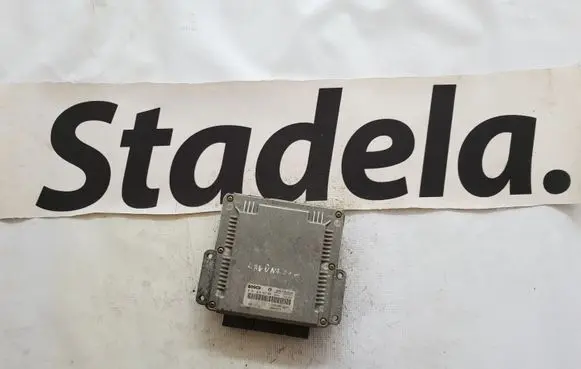 Renault Laguna II Engine control unit/module 0281010482