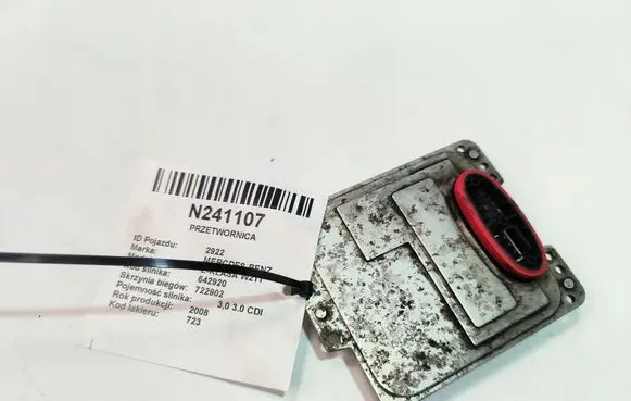 Mercedes-Benz E W211 Headlight part 5DC009060-01