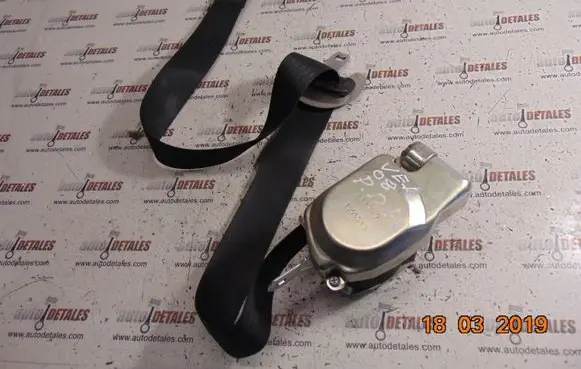 Toyota Corolla Verso AR10 Front seatbelt 7P1150P