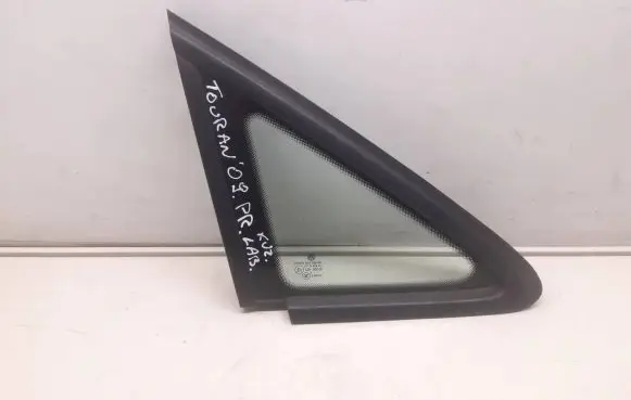 Volkswagen Touran I Front triangle window/glass 1T0845412