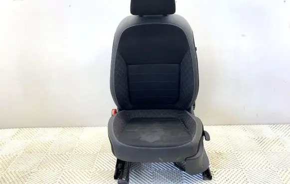 Skoda Fabia Mk3 (NJ) Front driver seat 