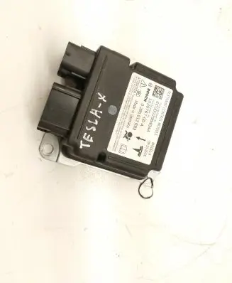 Tesla Model X Airbag control unit/module 103676700A