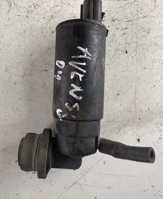 Toyota Avensis T250 Windscreen/windshield washer pump