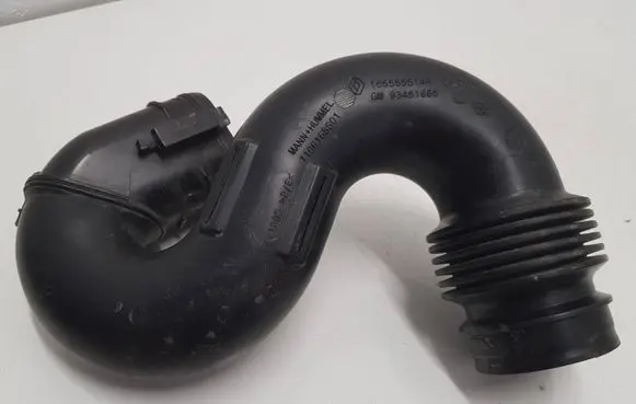 Renault Trafic III (X82) Air intake duct part 165555514R 93451665