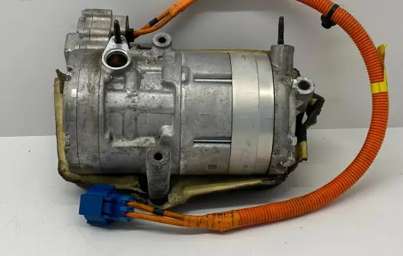 Tesla Model S Air conditioning (A/C) compressor (pump) 20170505E08