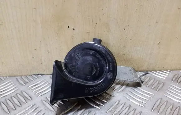 BMW X3 E83 Horn signal 3440389
