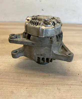 Toyota Avensis T250 Generator/alternator 270600D170