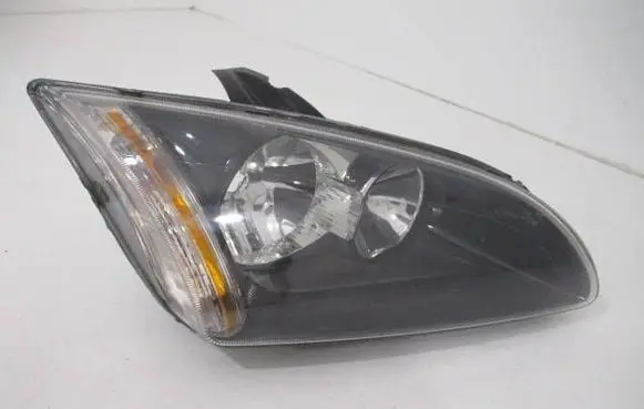 Ford Focus Headlight/headlamp 4M5113W029