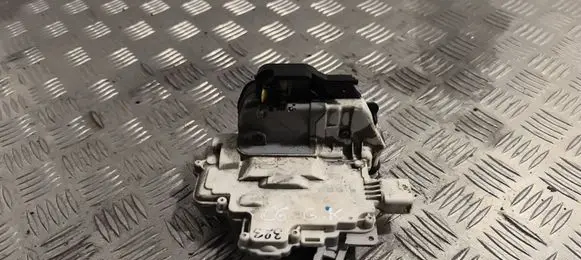 Audi A6 S6 C6 4F Rear door lock 4F0839015