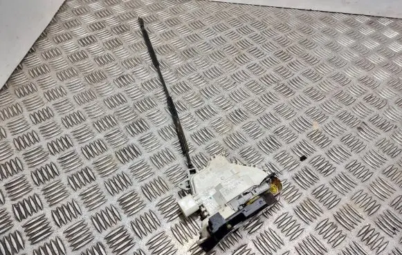 Seat Altea Front door lock 1P1837015B