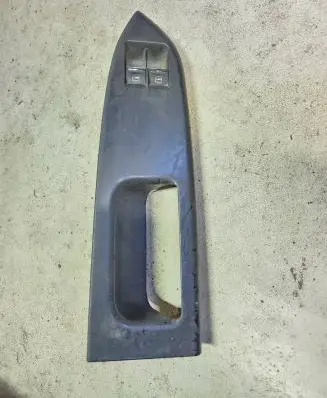 Volkswagen Touran I Electric window control switch 1T1867371E
