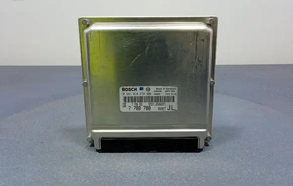 Opel Omega B2 Engine control unit/module ECU 7788788