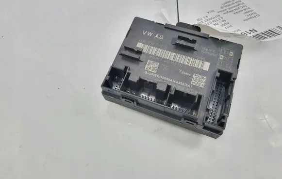 Audi A8 S8 D4 4H Door control unit/module