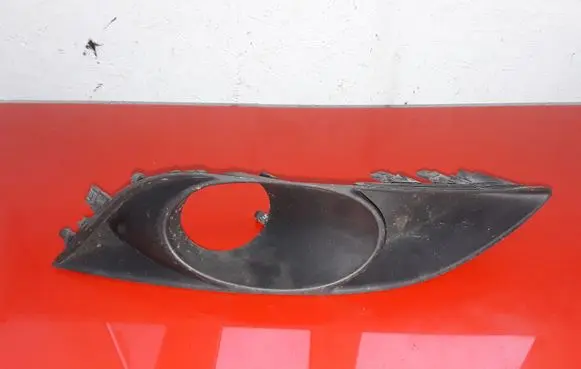 Toyota Auris 150 Front fog light trim/grill 8148202040