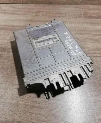 Nissan Primera Engine control unit/module ECU 0281001629 237102J660