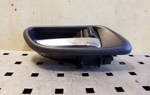 Subaru Forester SG Front door interior handle