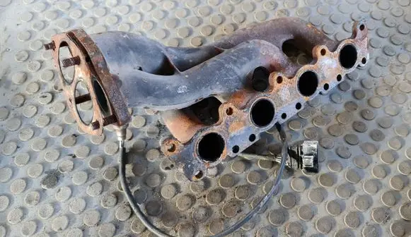 Audi A4 S4 B5 8D Exhaust manifold