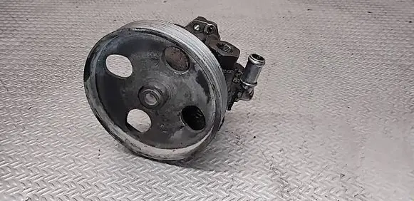 Peugeot 807 Power steering pump 