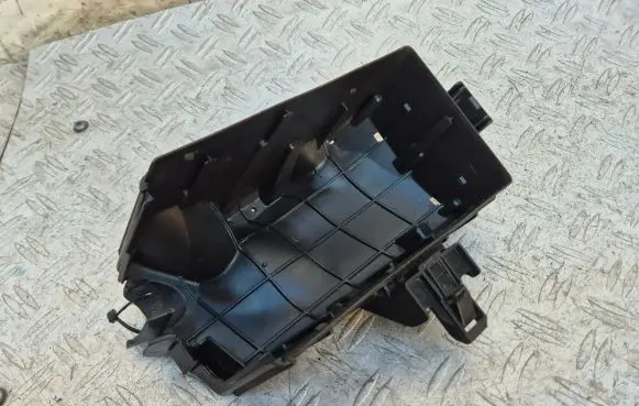 Skoda Octavia Mk3 (5E) Fuse box cover 5Q0907361D