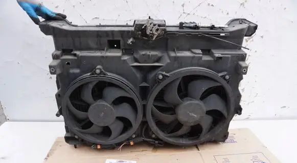 Top upper radiator support slam panel