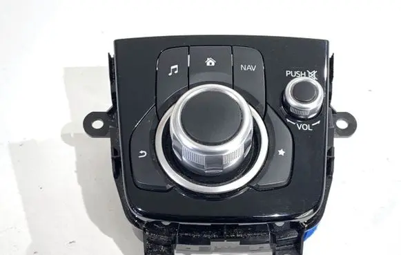 Mazda 3 II Radio/CD/DVD/GPS head unit BHN166CM0C