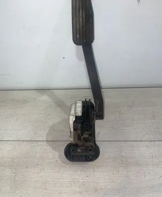 Volvo S80 Accelerator throttle pedal 949682