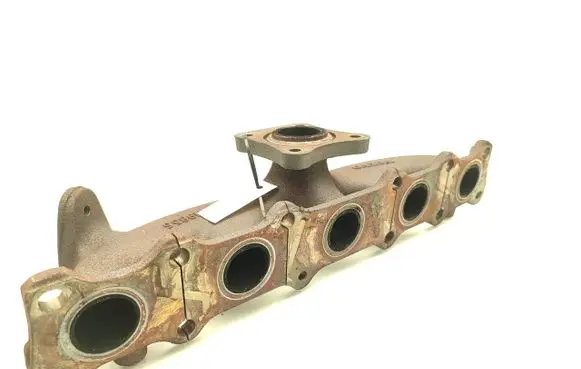 Volvo V70 Exhaust manifold 31219856