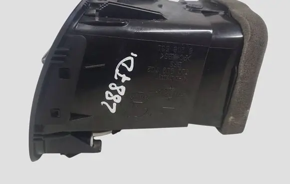 Skoda Yeti (5L) Dashboard side air vent grill/cover trim 5L0819702 8108531