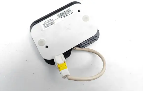 Tesla Model S Seat pressure sensor 100577800B