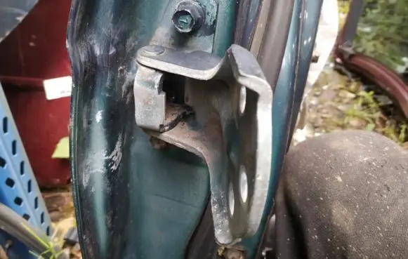 Front door upper hinge