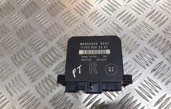 Mercedes-Benz C W203 Other control units/modules A2038202285