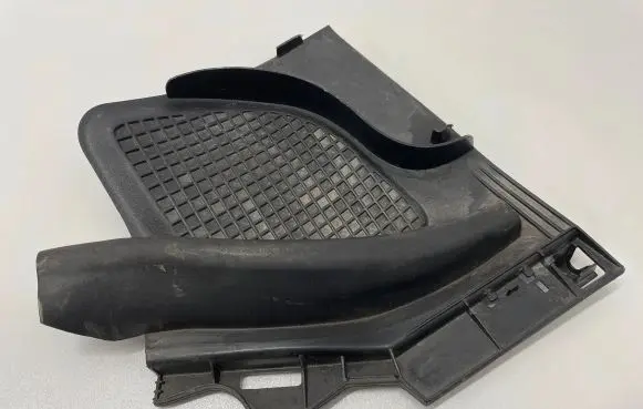 Mercedes-Benz GLA H247 Wiper trim A2478309801