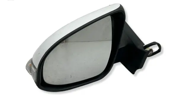 Toyota Yaris Front door electric wing mirror E8025614 E8030031