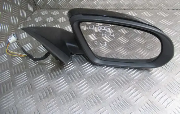 Mercedes-Benz C W205 Front door electric wing mirror 