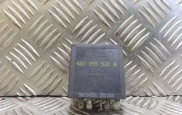 Volkswagen Golf IV Other relay 4B0955531A