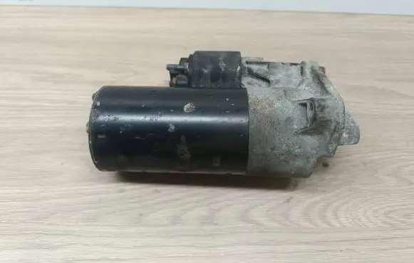 Volvo V70 Starter motor 30782228 20100313