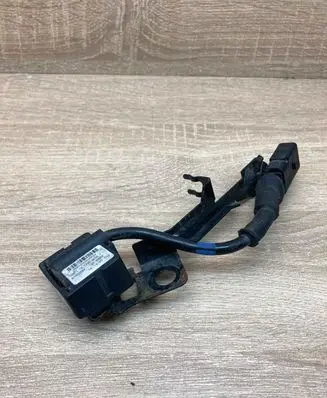Audi A8 S8 D3 4E Air suspension front height level sensor 4E0616576K 15179200662