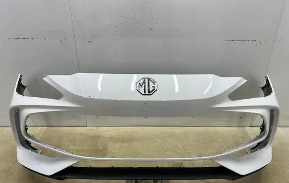 MG MG3 III Front bumper P11222231