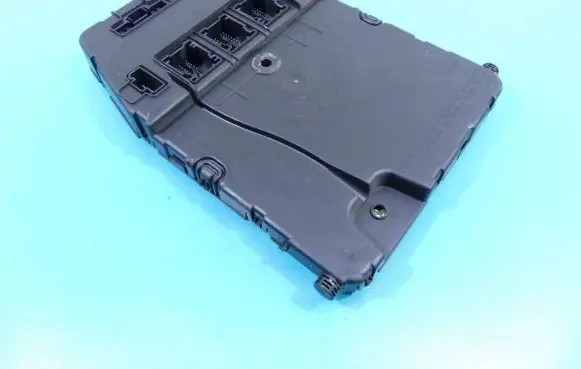 Renault Scenic II - Grand scenic II Central body control module 8200309691 IMPRK1244758
