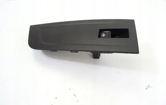 Skoda Octavia Mk4 Quarter vent window switch 5E3867171B